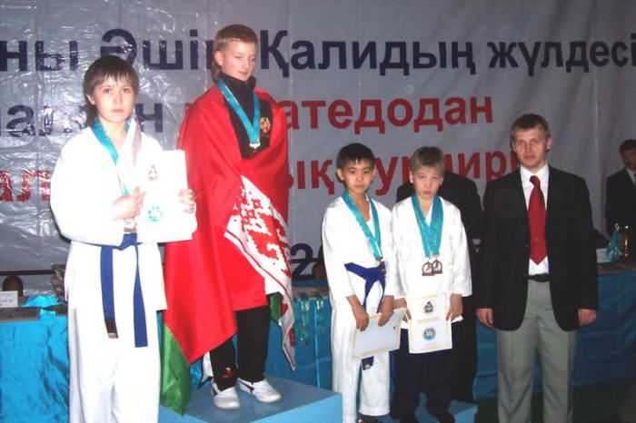 Иванов Алексей, 1 место Ката 10-12 лет